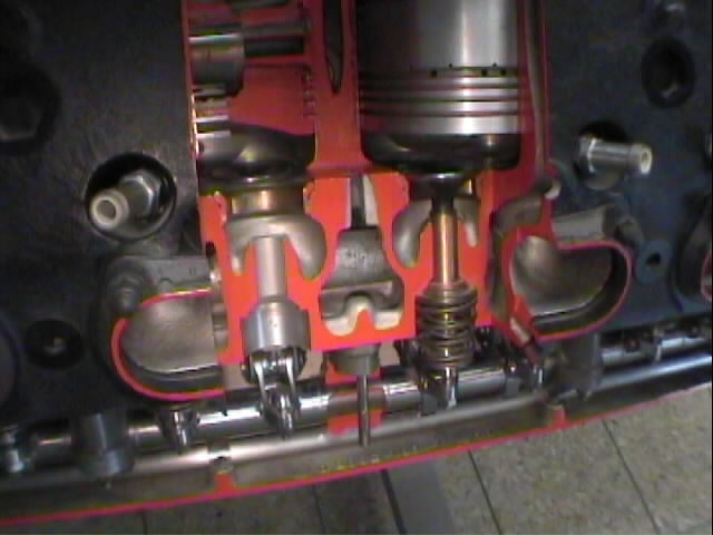 dm144.jpg (37395 bytes)