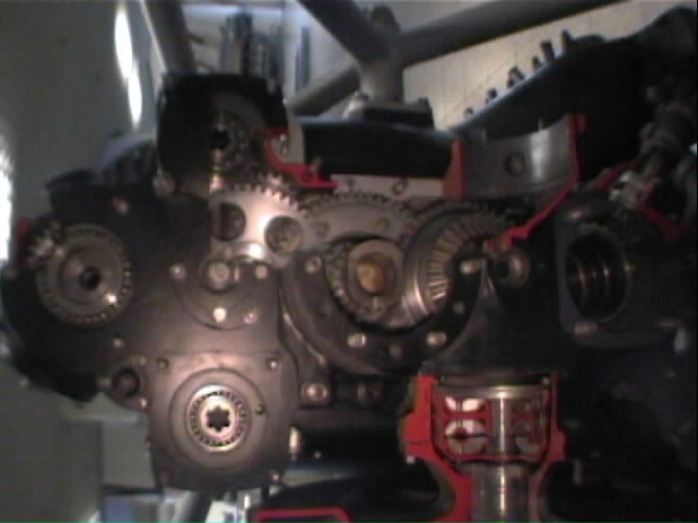 dm151.jpg (36625 bytes)