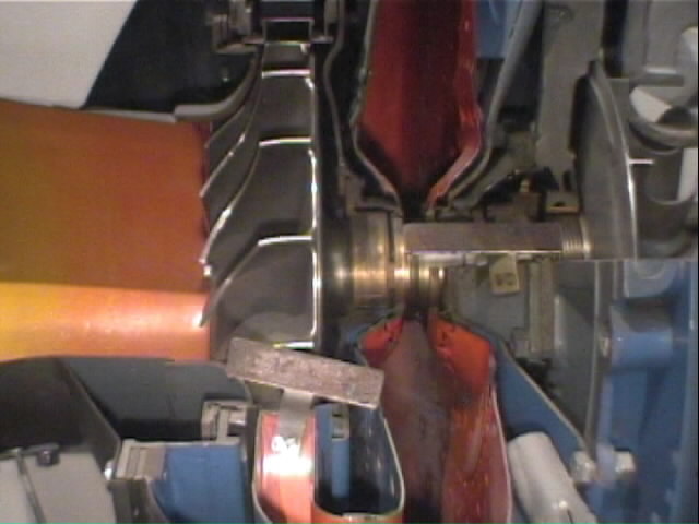 dm30.jpg (35645 bytes)