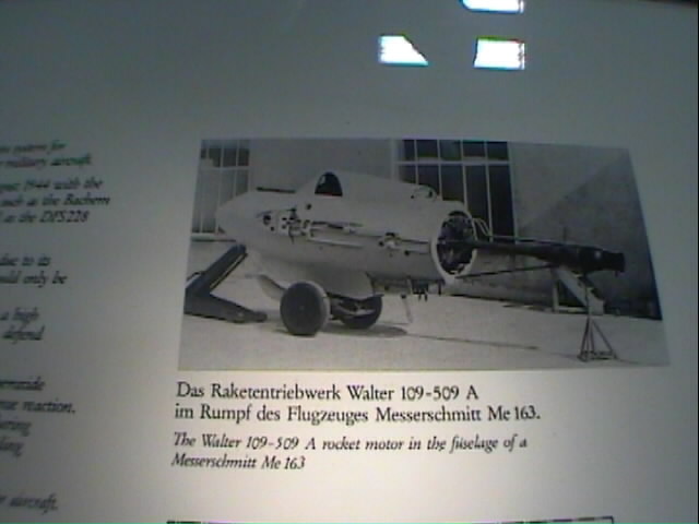 dm41.jpg (37626 bytes)