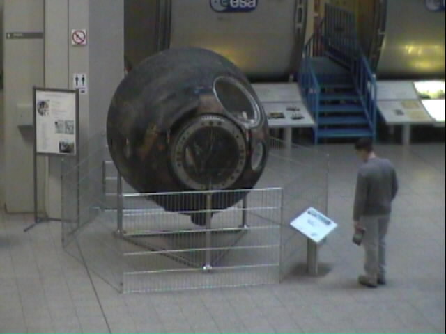 dm111.jpg (36625 bytes)