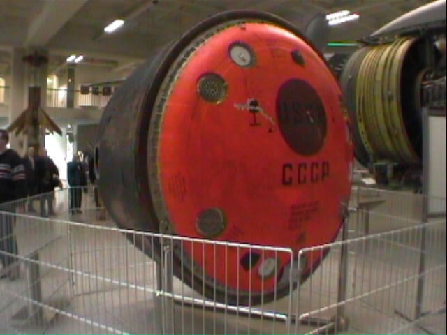 dm34.jpg (37395 bytes)