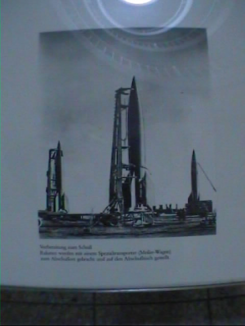 dm114.jpg (36625 bytes)