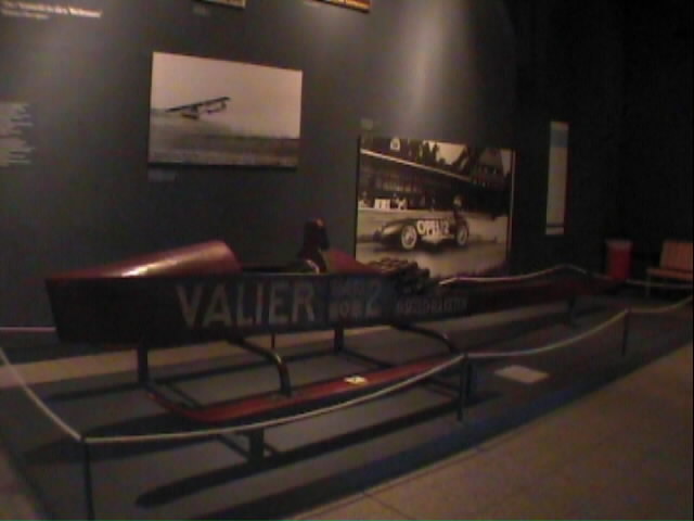 dm188.jpg (35645 bytes)