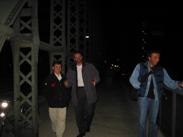 107-0768_img.jpg (35645 bytes)