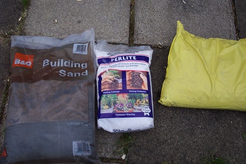 dcp_0104.jpg (37395 bytes)