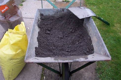 dcp_0107.jpg (36625 bytes)