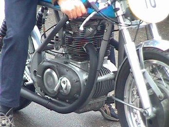 dr2002-067.jpg (37395 bytes)